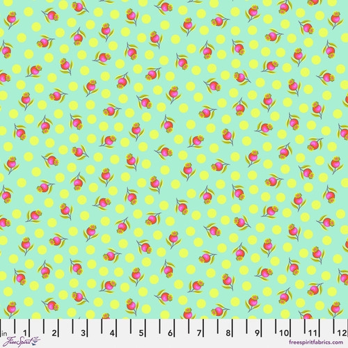 Tula Pink - Untamed - Impending Bloom - Moonbeam